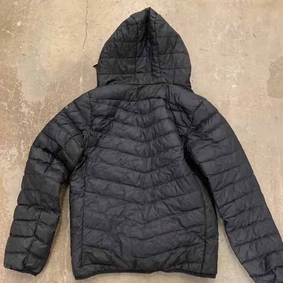 Tumi packable Down jacket - Picture 5 of 5